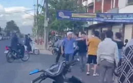 Triệu tập nhóm người vây đánh 3 người đàn ông lớn tuổi