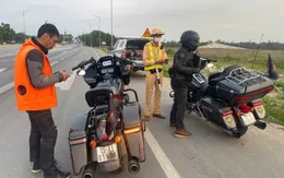 Xử phạt đoàn xe phân khối lớn lạng lách trên Quốc lộ 1A