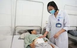 Cứu sống người phụ nữ sốc mất máu do chửa ngoài tử cung hiếm gặp