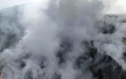 Bãi rác Gung Ré cháy lớn gây ô nhiễm môi trường diện rộng