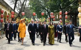 Chủ tịch nước Lương Cường và Nhà Vua Bỉ Philippe tham quan Hoàng thành Thăng Long