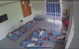 Khẩn trương làm rõ clip cháu bé 20 tháng tuổi bị bạo hành