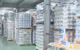 Những đối tượng bị bắt trong vụ sản xuất gần 600 loại sữa bột giả