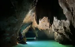 Phong Nha - Kẻ Bàng là điểm đến hàng đầu cho du lịch mạo hiểm