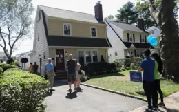 Châu Âu khan hiếm căn hộ giá cả phải chăng