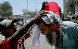 Nắng nóng lên đến 50 độ C tại Nam Á đe dọa giới hạn chịu đựng của con người