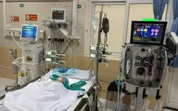 Cứu sống bé 14 tháng tuổi mắc tay chân miệng thể tối cấp bằng lọc máu liên tục