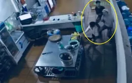 Truy xét nhóm đối tượng đi vào quán ăn quậy phá, đâm 1 người tử vong