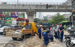 Hà Nội xén vỉa hè, thu hẹp dải phân cách để “gỡ nút” ùn tắc