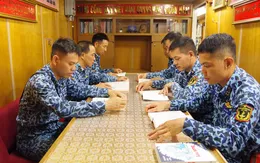 Chiến sĩ Hải quân nuôi dưỡng thói quen đọc sách