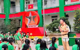 Hà Nội: Phổ biến kiến thức an toàn giao thông đến hơn 4.400 học sinh các cấp