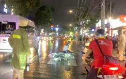 Va chạm với ô tô khách giữa trời mưa, nam sinh viên tử vong