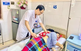 Phát hiện u tủy sau khi liệt hai chân