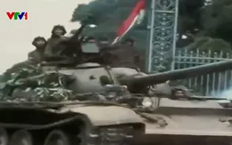 Xe tăng tiến vào Dinh Độc Lập - Thời khắc hòa bình sau 21 năm đất nước chia cắt