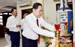 Chủ tịch Quốc hội Trần Thanh Mẫn tưởng nhớ, tri ân cố Chủ tịch Quốc hội Nguyễn Hữu Thọ
