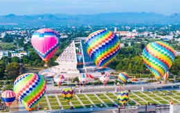 Lễ hội Khinh khí cầu Ninh Thuận: Điểm nhấn hút khách dịp lễ 30/4 - 1/5