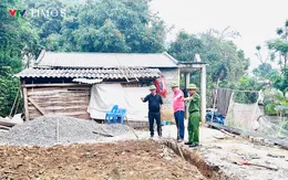 Công an Lai Châu chung tay xóa nhà tạm, dựng “mái ấm” nơi biên giới