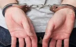 Tát CSGT khi bị dừng xe kiểm tra, người đàn ông ở Thái Bình bị bắt khẩn cấp