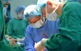 Ghép da thành công cho bệnh nhân hoại tử Founier nặng