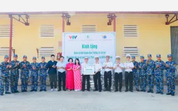 Góp sức cho màu xanh biển đảo: Vùng 4 Hải quân nhận ủng hộ từ Quỹ Tấm lòng Việt và các nhà tài trợ