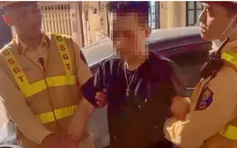 Kiểm tra nồng độ cồn, phát hiện ma túy trong… quần lót nam thanh niên