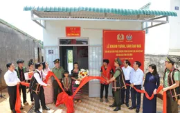 Bộ Công an trao kinh phí 30 tỷ đồng hỗ trợ tỉnh Đắk Nông xoá nhà tạm, nhà dột nát