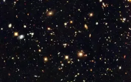 Vũ trụ đang "lụi tàn" nhanh hơn dự đoán