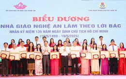 Nghệ An biểu dương 135 nhà giáo tiêu biểu làm theo lời Bác
