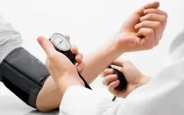 Chế độ ăn, vận động, theo dõi – ba bước đơn giản chống tăng huyết áp