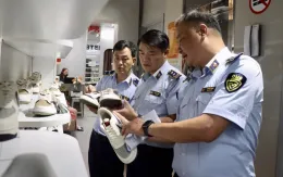 Đà Nẵng: Tạm giữ hàng loạt sản phẩm mang các nhãn hiệu nổi tiếng