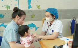 Tăng nhanh bệnh nhi viêm đường hô hấp giữa mùa hè nắng nóng