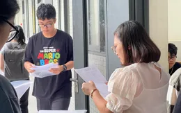 Nhận phiếu báo thi vào lớp 10, thí sinh cần làm gì?