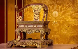 Huế: Ngai vua triều Nguyễn bị phá hoại, nghi phạm có dấu hiệu tâm thần