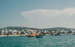 Đón bình minh thơ mộng trên làng chài Nhơn Lý