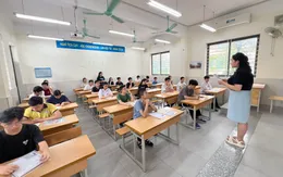 9h hôm nay (6/6), thí sinh Hà Nội làm thủ tục dự thi vào lớp 10