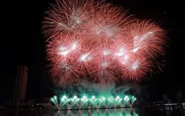Mãn nhãn pháo hoa đỉnh cao trong đêm khai mạc Lễ hội pháo hoa quốc tế Đà Nẵng