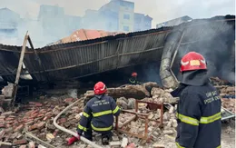 Cháy xưởng đồ gỗ ở huyện Đông Anh, Hà Nội