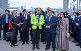 Thủ tướng Phạm Minh Chính tìm hiểu mô hình phát huy giá trị di sản và phát triển cảng biển ở Estonia