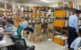 Buộc tiêu hủy hơn 4.000 pin điện thoại nhập lậu, công ty ở Hà Nội bị xử phạt nặng