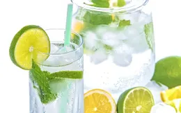 Những người không nên ăn đồ lạnh trong mùa Hè
