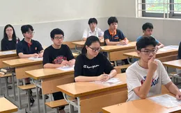 Sáng nay (7/6), hơn 100.000 thí sinh Hà Nội làm bài thi Ngữ văn vào lớp 10