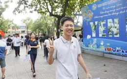 Sáng nay (8/6), thí sinh làm bài thi Toán vào lớp 10 tại Hà Nội