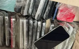 Liên tiếp chặn đứng các vận chuyển lậu điện thoại thông minh qua đường hàng không