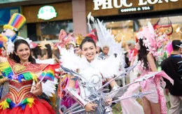 Rực rỡ sắc màu lễ hội Carnival trên đường phố Nha Trang