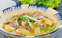 Bún chân giò nấu cải chua: Món ngon dân dã đậm đà hương vị Việt