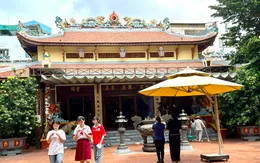 Muôn kiểu cầu may trước kỳ thi tốt nghiệp THPT