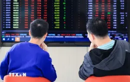 Thị trường tài chính chờ tín hiệu ngừng bắn