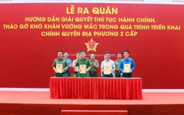 Công an Hà Nội ra quân hướng dẫn thủ tục hành chính triển khai chính quyền địa phương 2 cấp
