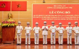 Công an tỉnh Quảng Trị công bố quyết định sáp nhập và bổ nhiệm cán bộ