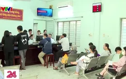 Ngày đầu vận hành chính quyền 2 cấp: Thủ tục nhanh, người dân hài lòng